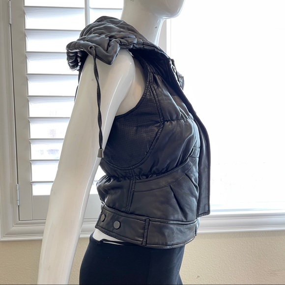 SOLD❤️ Ph8 Size S Black Puffer Leather Vest - Picture 8 of 10